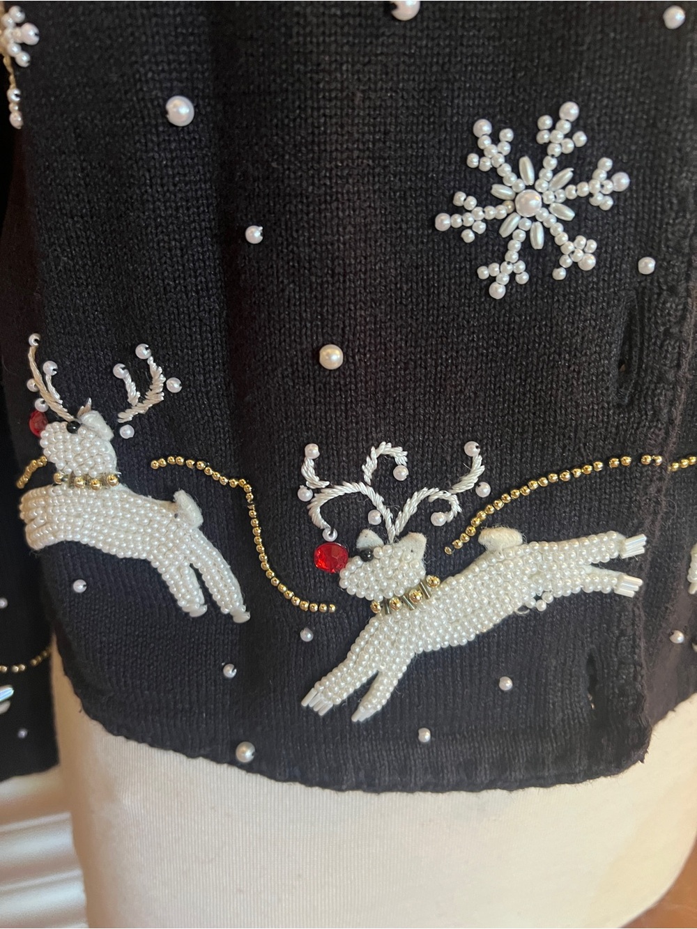 Vintage Michael Simon Beaded Christmas Cardigan Reindeer and Santa Womens M - Picture 3 of 9